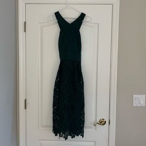 Stunning Kay Unger Halter lace and satin midi dress size 4.